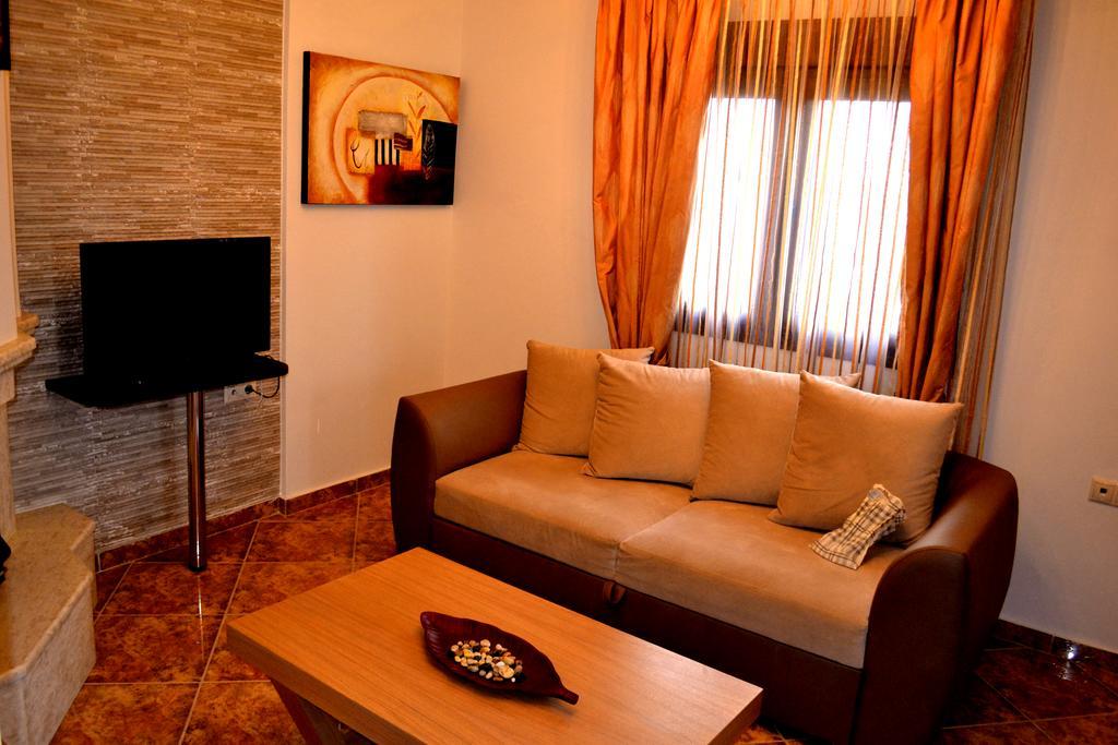 Αmalia Lux Villas Nea Vrasna Exterior photo